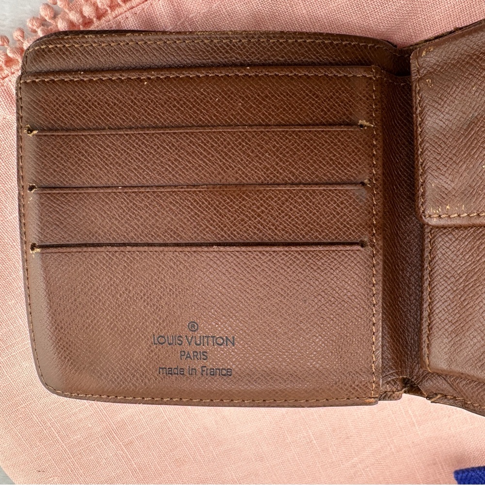 AUTHENTIC Louis Vuitton wallet or credit card holder. Canvas monogram. - Picture 8 of 14